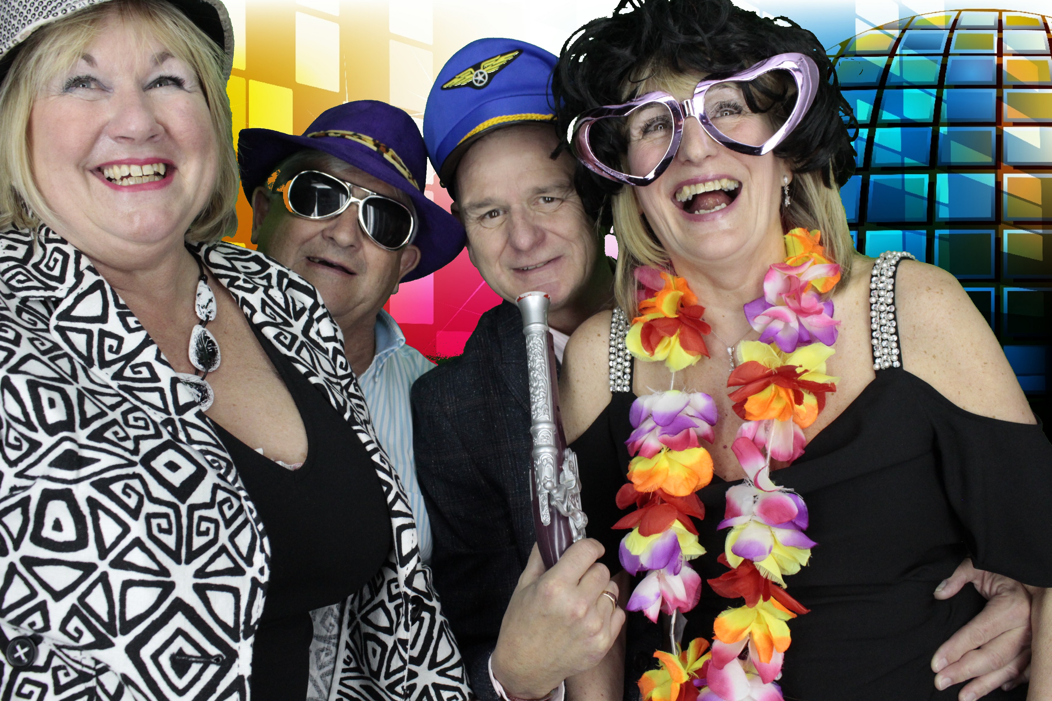 Steve's 65th & Susan 60th Birthday | View more photos from the event at gallery.myphotoboothexperience.co.uk/u/MyPhotoBoothExperienceLtd/Steves-65th-Susan-60th-Birthday